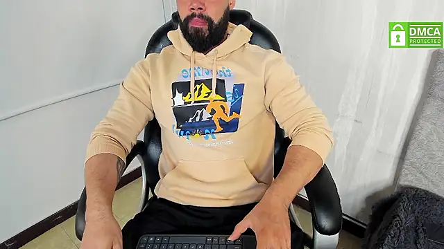 Luke Diaz7 online show from January 14, 12:04 am