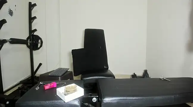 Blackhot000 online show from March 8, 3:33 pm