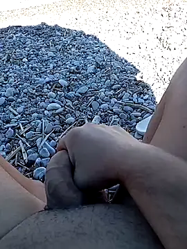 Snapshot of gkal7877_ chatting on September 23, 8:35 am gkal7877 online show from September 23, 8:35 am