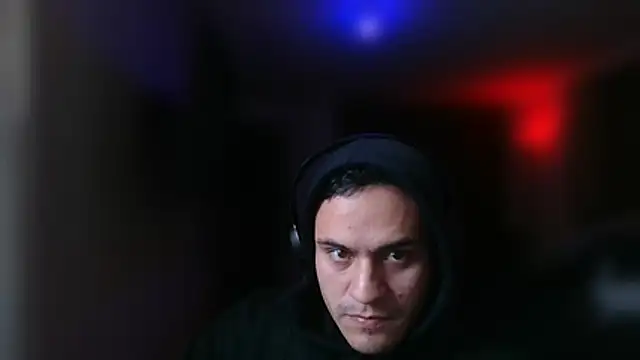 Andresbogota11 online show from July 14, 5:41 pm
