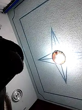 Snapshot of zoi78 chatting on February 14, 7:49 am zoi78 online show from February 14, 7:49 am