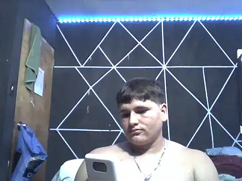 ArdienteDeseo online show from February 23, 7:47 pm