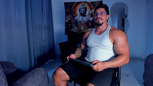 Snapshot of Valentino_Dosantos_ chatting on September 19, 10:09 pm Valentino Dosantos  online show from September 19, 10:09 pm