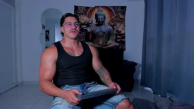 Snapshot of Valentino_Dosantos_ chatting on October 21, 8:12 pm Valentino Dosantos  online show from October 21, 8:12 pm