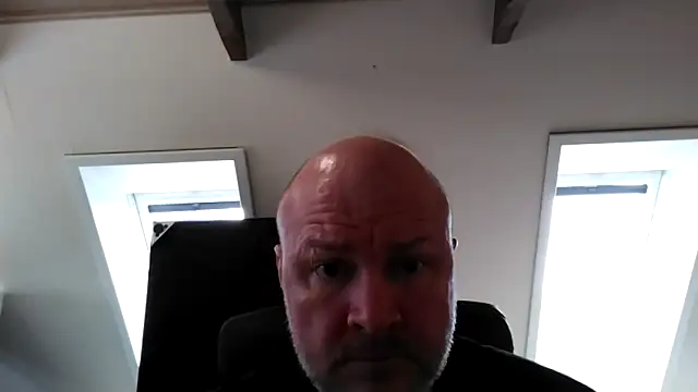 Snapshot of Lucifer29cm chatting on February 16, 8:10 am Lucifer29cm online show from February 16, 8:10 am