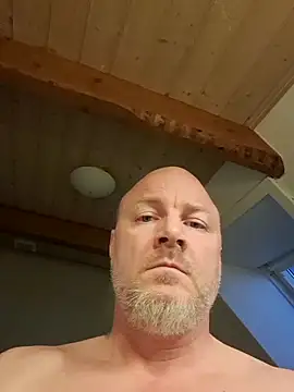 Snapshot of Lucifer29cm chatting on February 15, 6:02 am Lucifer29cm online show from February 15, 6:02 am