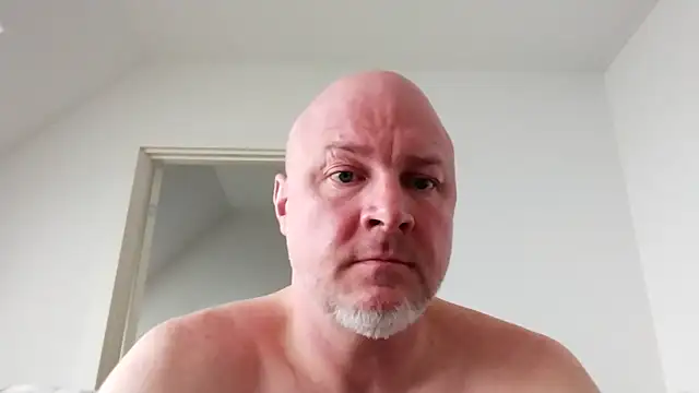 Snapshot of Lucifer29cm chatting on February 25, 10:15 am Lucifer29cm online show from February 25, 10:15 am