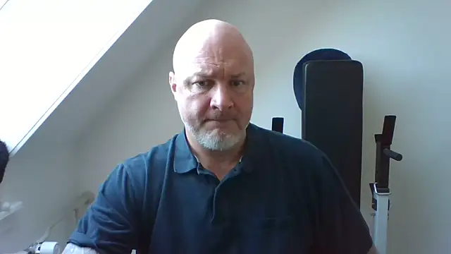 Snapshot of Lucifer29cm chatting on September 24, 7:40 am Lucifer29cm online show from September 24, 7:40 am