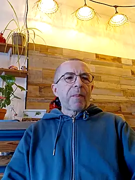 Xavspank2 online show from March 3, 8:33 am