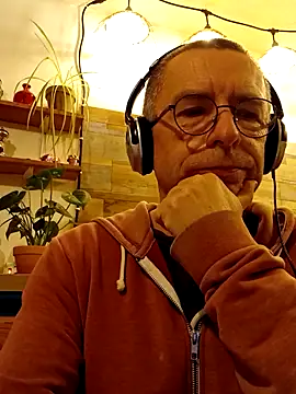 Xavspank2 online show from March 15, 7:09 pm