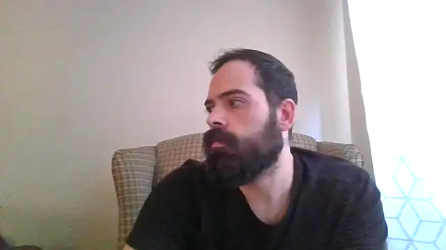 guccititi online show from April 24, 4:09 pm