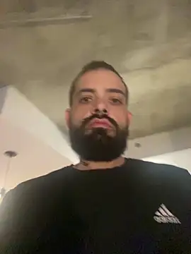 guccititi online show from October 30, 10:11 pm