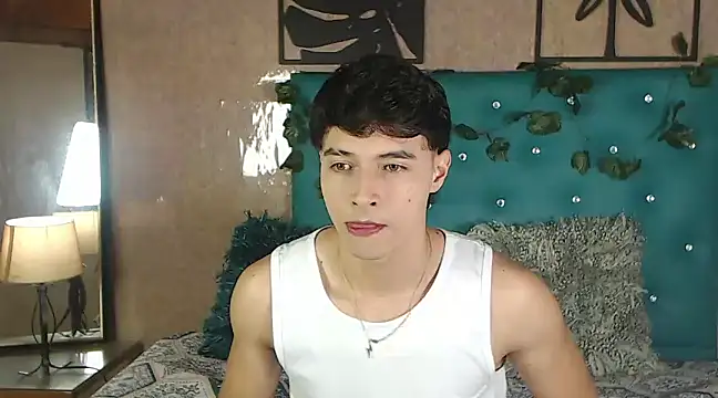 LiamAndrewzz online show from March 8, 5:03 am