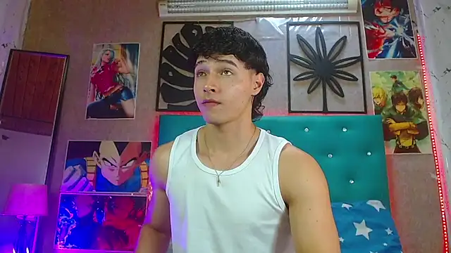 LiamAndrewzz online show from November 25, 8:00 pm