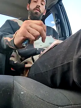 QueenM3 online show from November 2, 7:40 pm