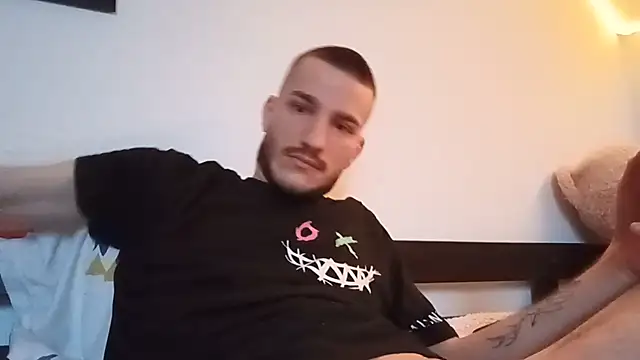yoyoboy988 online show from June 18, 2:35 am