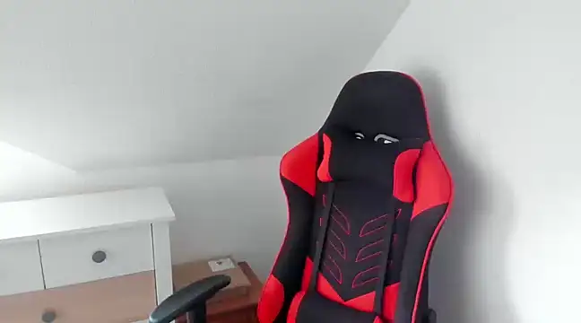 Snapshot of Kozik1992 chatting on February 17, 3:09 pm Kozik1992 online show from February 17, 3:09 pm