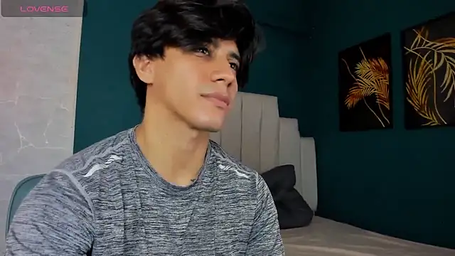 Allex Cano online show from April 22, 4:08 am