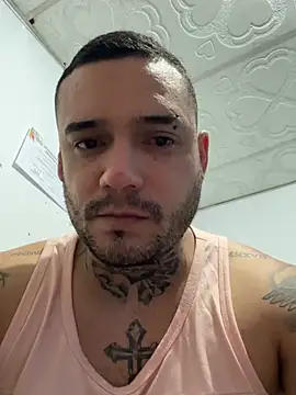 Snapshot of Angelgarcia_ chatting on February 24, 9:09 pm Angelgarcia  online show from February 24, 9:09 pm