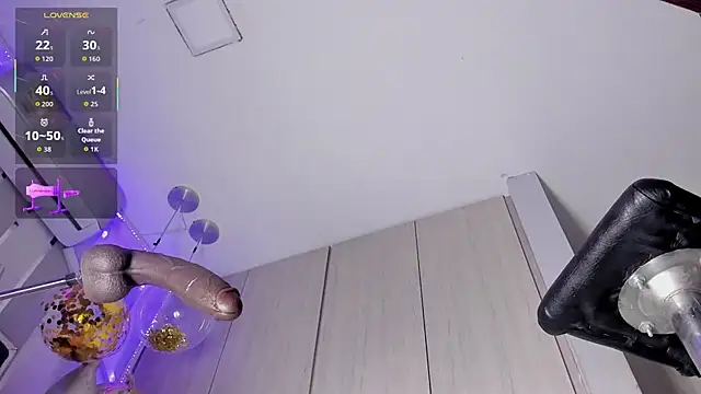 ValentinoMoreti online show from January 15, 6:39 am