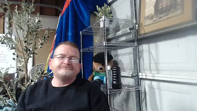 Randomoldguy615 online show from February 28, 1:05 am