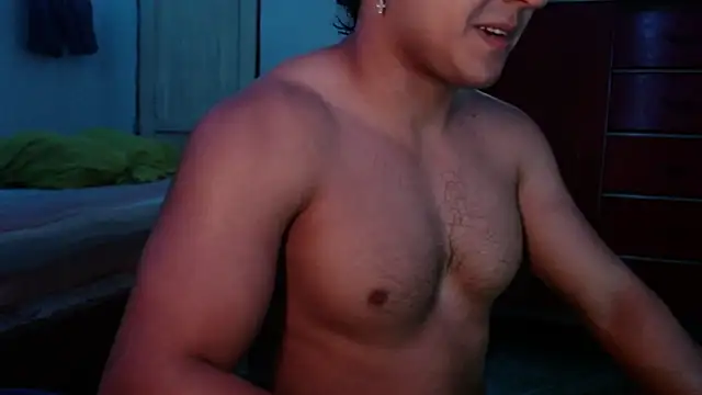 Snapshot of kamenov03 chatting on September 11, 5:12 pm kamenov03 online show from September 11, 5:12 pm