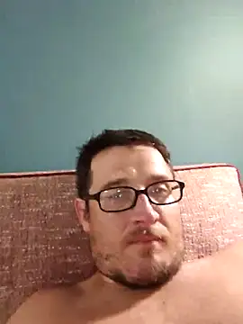 dylanroberts1995 online show from March 20, 5:04 pm