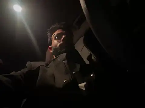 YJeromZCoxk online show from March 12, 11:33 pm