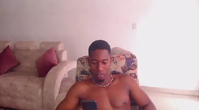 Snapshot of Dreamastercum_ chatting on March 10, 1:54 pm Dreamastercum  online show from March 10, 1:54 pm