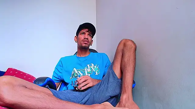 Miguel bigcock online show from June 25, 2:00 pm