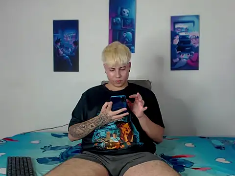 CrissConor online show from June 21, 6:35 pm