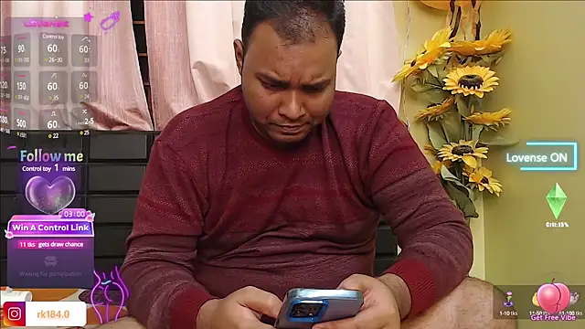 Snapshot of Naughty_Rohan_ chatting on December 3, 7:11 pm Naughty Rohan  online show from December 3, 7:11 pm