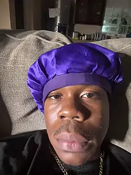 clitpleasrr online show from March 12, 7:02 am