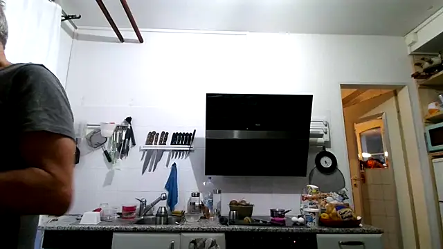 Berg Boy online show from March 23, 5:24 am