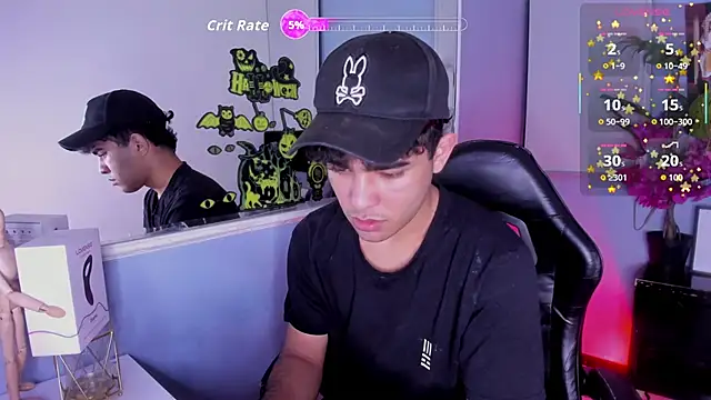 Snapshot of LucasCarterr_ chatting on October 22, 3:54 am LucasCarterr online show from October 22, 3:54 am