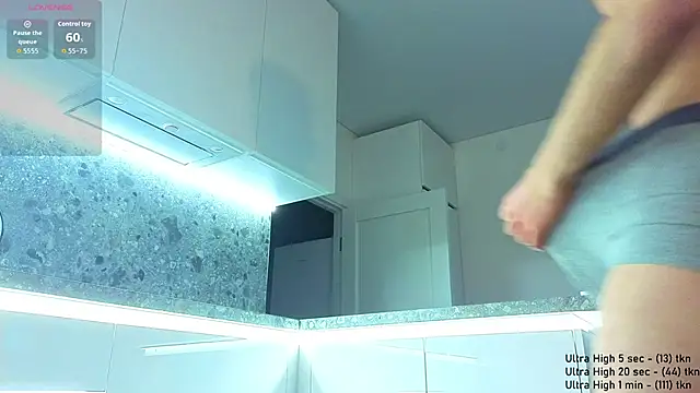 Danny  Magic online show from November 17, 1:25 pm