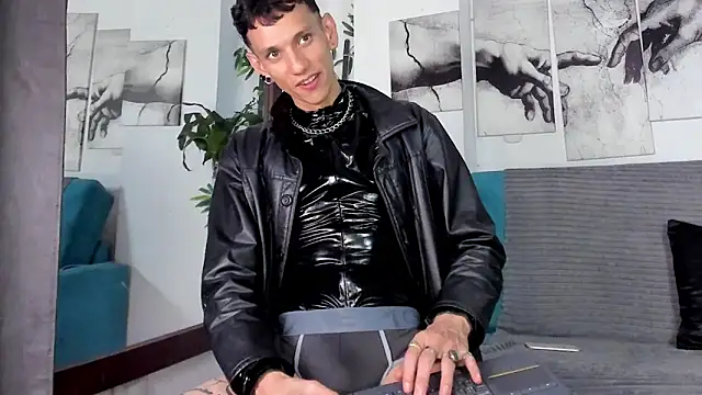 Giotrashy online show from March 8, 2:04 am