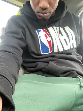 Sir-Tucker online show from December 2, 3:15 pm