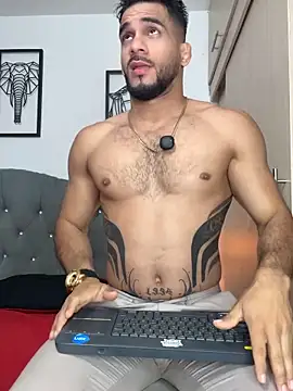 Maximiliano ford online show from November 16, 11:23 am