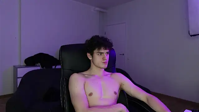 Brad Holloway online show from December 21, 1:52 pm