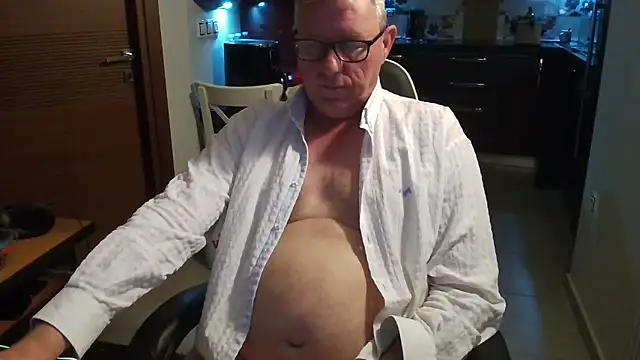 JamesBauer online show from March 3, 4:42 am