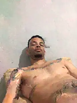 HenriquePhn online show from February 5, 2:40 am