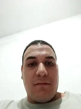 calfran online show from April 11, 7:04 am