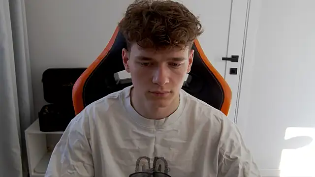 DanyDavis online show from March 17, 7:55 am