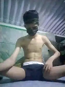 Snapshot of HannanKhan25 chatting on October 24, 7:59 pm HannanKhan25 online show from October 24, 7:59 pm