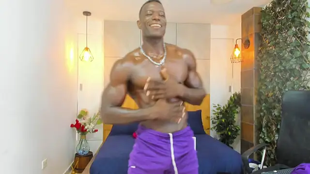 Snapshot of MarcusBlack_ chatting on September 18, 12:29 pm MarcusBlack  online show from September 18, 12:29 pm