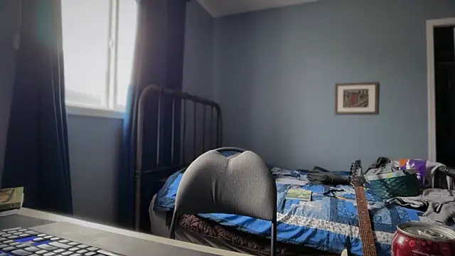 lustylyndon online show from April 7, 4:51 pm