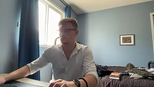lustylyndon online show from June 9, 5:58 pm