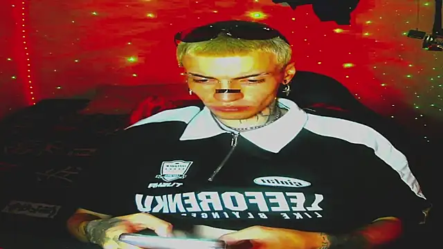 prince x dark online show from May 14, 9:51 am