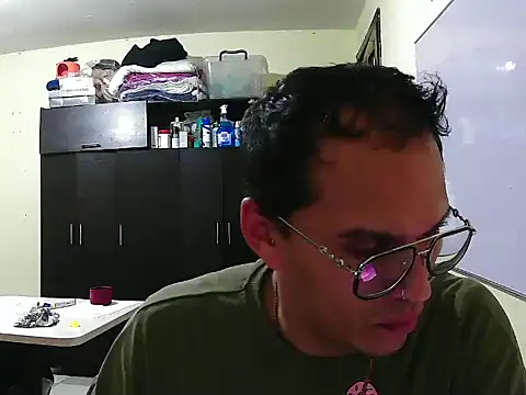 DOBLEWYOSK69G online show from September 9, 3:50 am